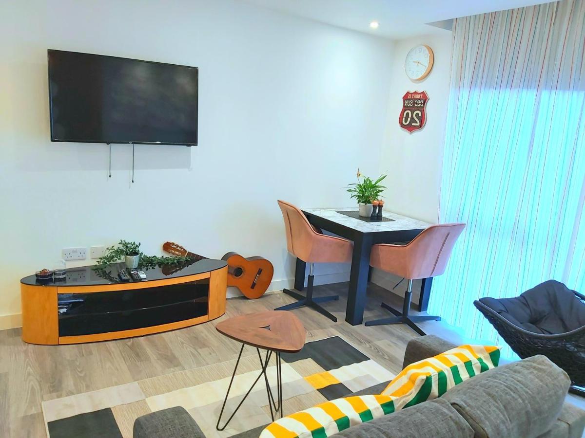 Great Studio Apartments - Netflix, Wifi, Digital Tv Sheffield Zewnętrze zdjęcie