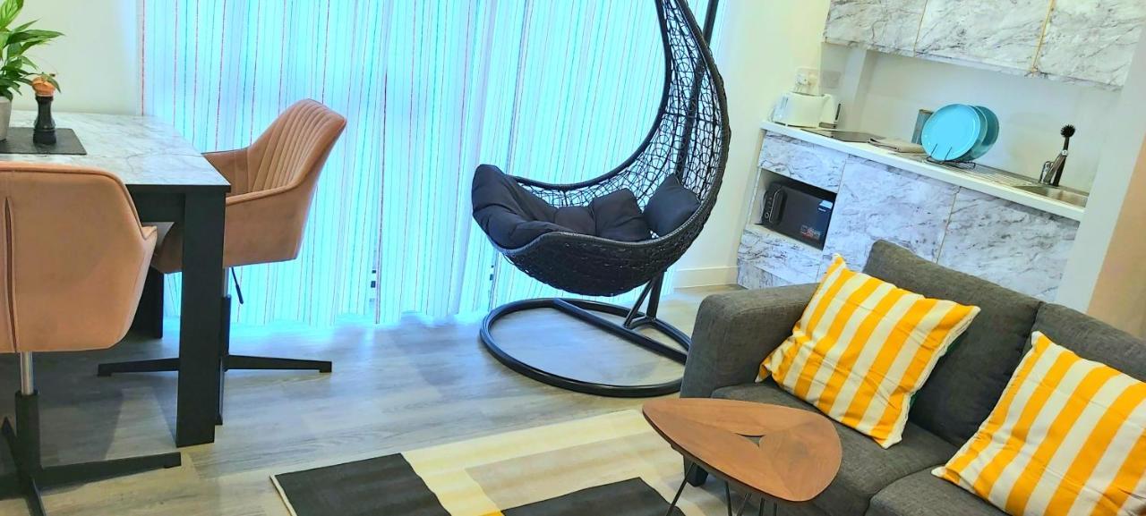 Great Studio Apartments - Netflix, Wifi, Digital Tv Sheffield Zewnętrze zdjęcie