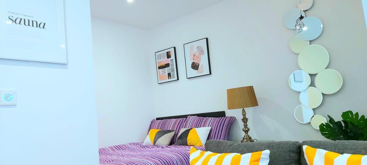 Great Studio Apartments - Netflix, Wifi, Digital Tv Sheffield Zewnętrze zdjęcie