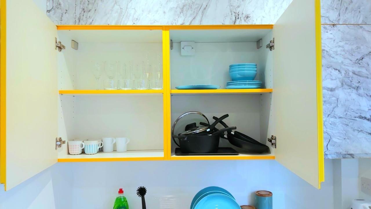 Great Studio Apartments - Netflix, Wifi, Digital Tv Sheffield Zewnętrze zdjęcie