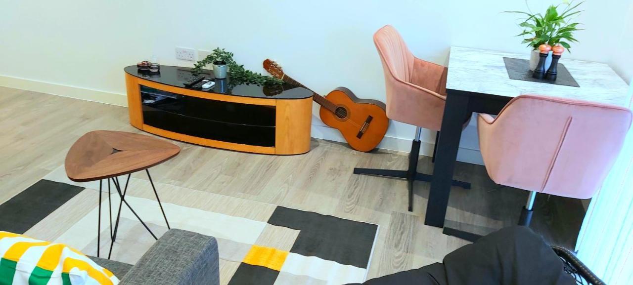 Great Studio Apartments - Netflix, Wifi, Digital Tv Sheffield Zewnętrze zdjęcie