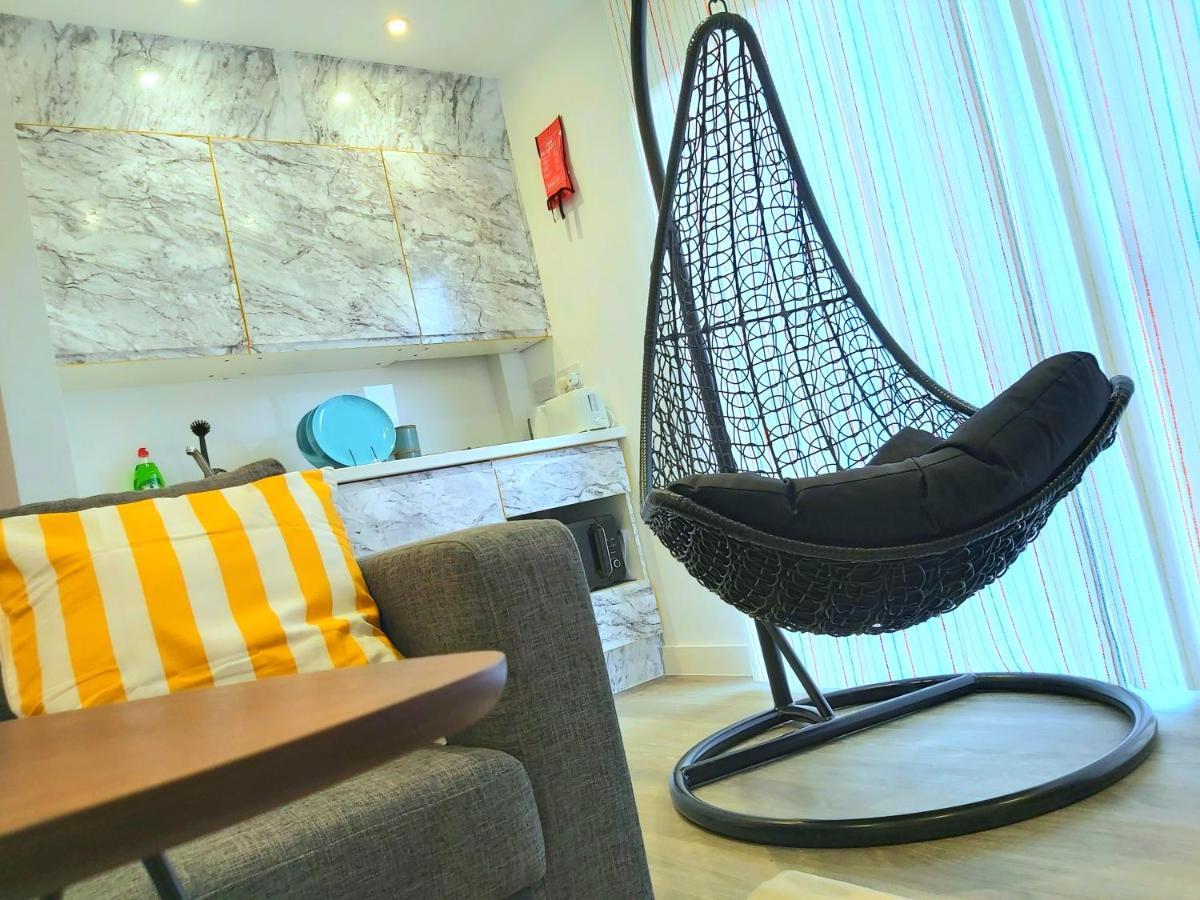 Great Studio Apartments - Netflix, Wifi, Digital Tv Sheffield Zewnętrze zdjęcie